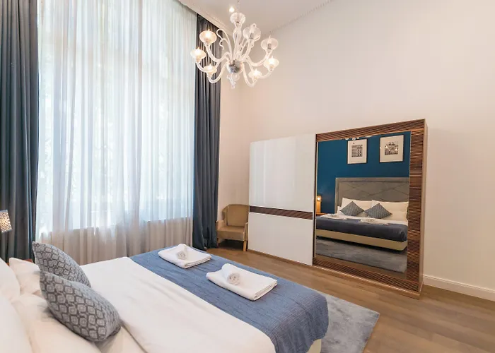 Zoya Luxury فندق بودابست